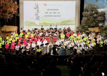 百人胡琴齊奏響徹花蓮 4團聯演展現國樂魅力